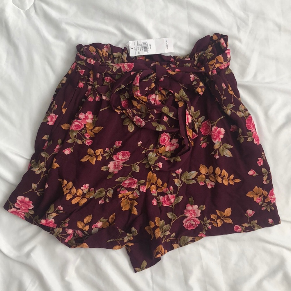 American Eagle soft shorts with tie waist